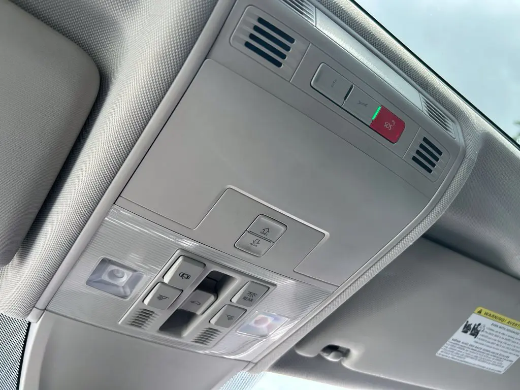 2022 Volkswagen Tiguan - $14,397