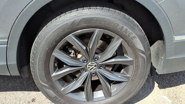 2023 Volkswagen Tiguan SE