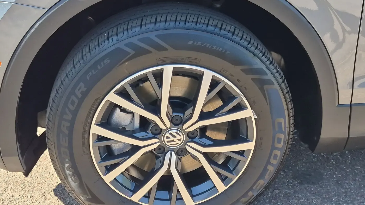 2019 Volkswagen Tiguan SE
