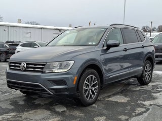 2020 Volkswagen Tiguan with Platinum Gray Metallic Exterior