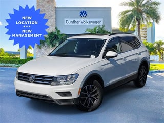 2020 Volkswagen Tiguan with Pure White Exterior