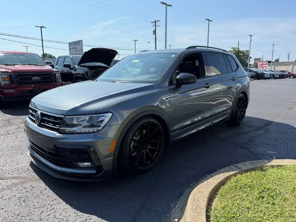 2021 Volkswagen Tiguan - $19,496