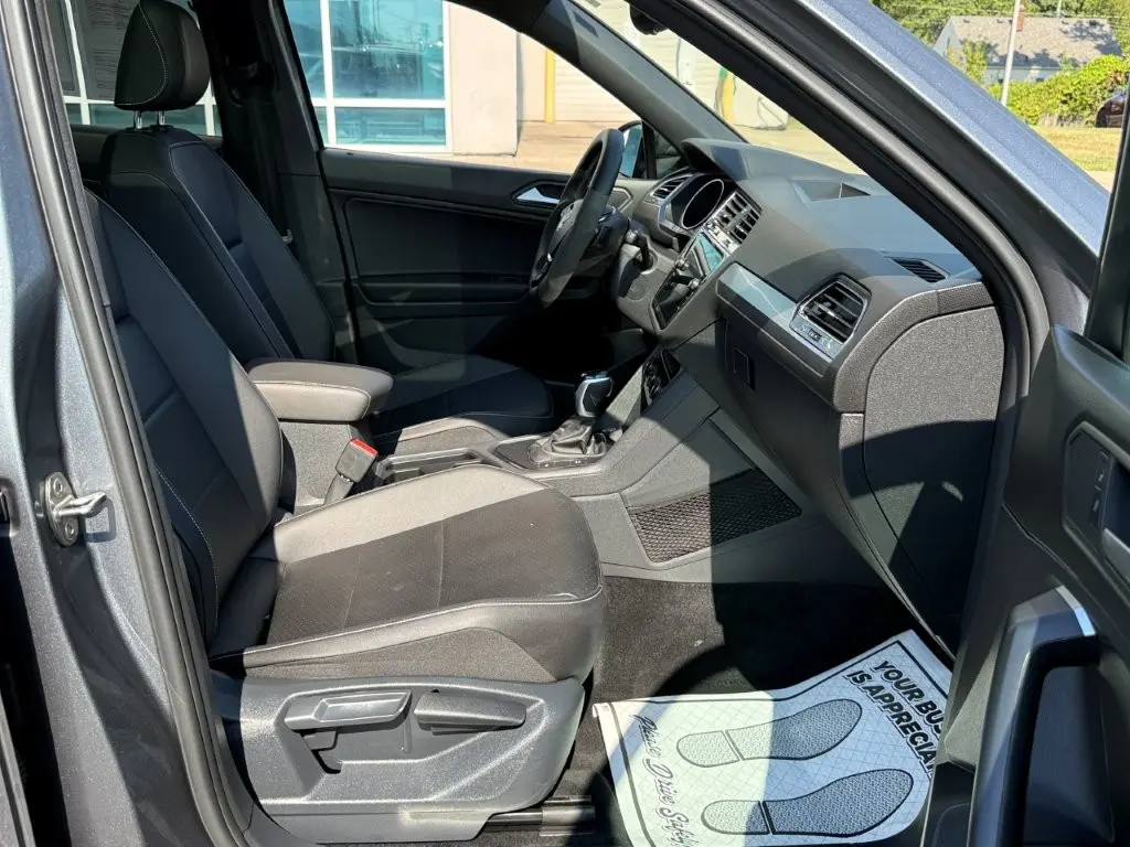 2021 Volkswagen Tiguan - $19,496