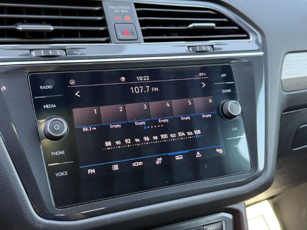 2021 Volkswagen Tiguan - $19,496