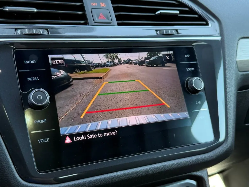 2021 Volkswagen Tiguan - $19,496