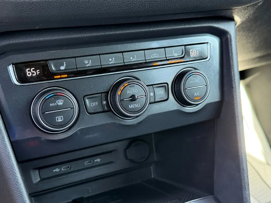2021 Volkswagen Tiguan - $19,496