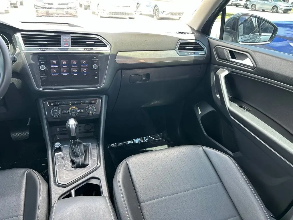 2021 Volkswagen Tiguan - $17,797