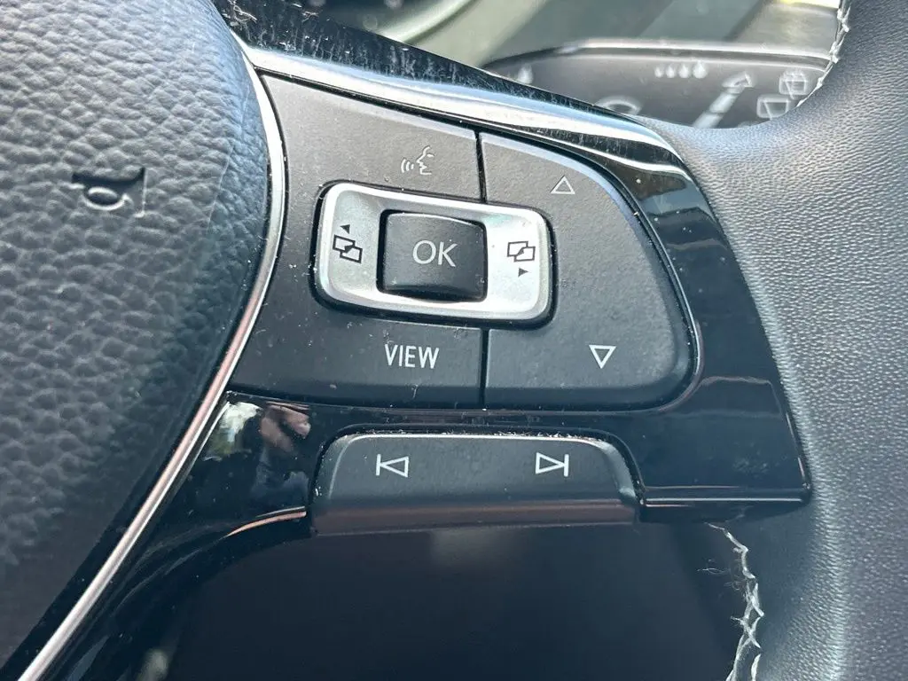 2021 Volkswagen Tiguan - $17,797