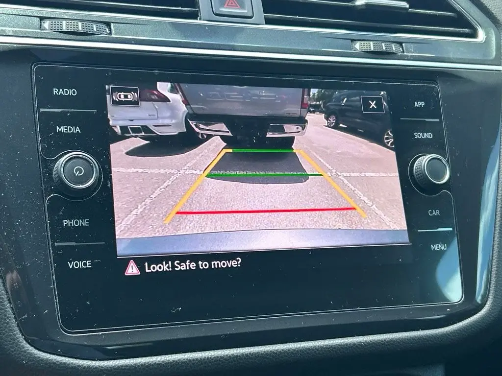 2021 Volkswagen Tiguan - $17,797