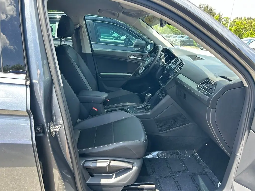 2021 Volkswagen Tiguan - $17,797