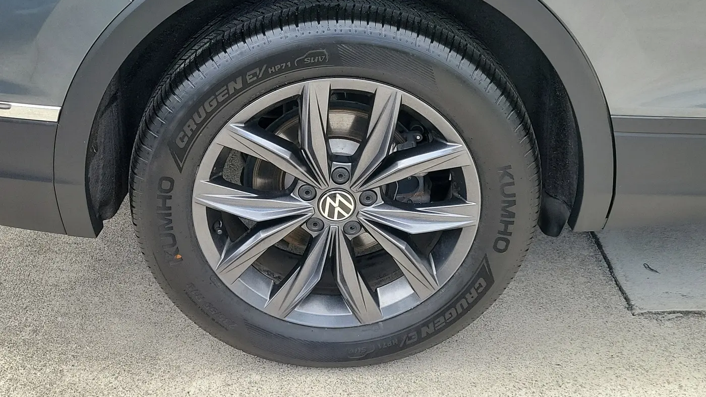 2023 Volkswagen Tiguan SE