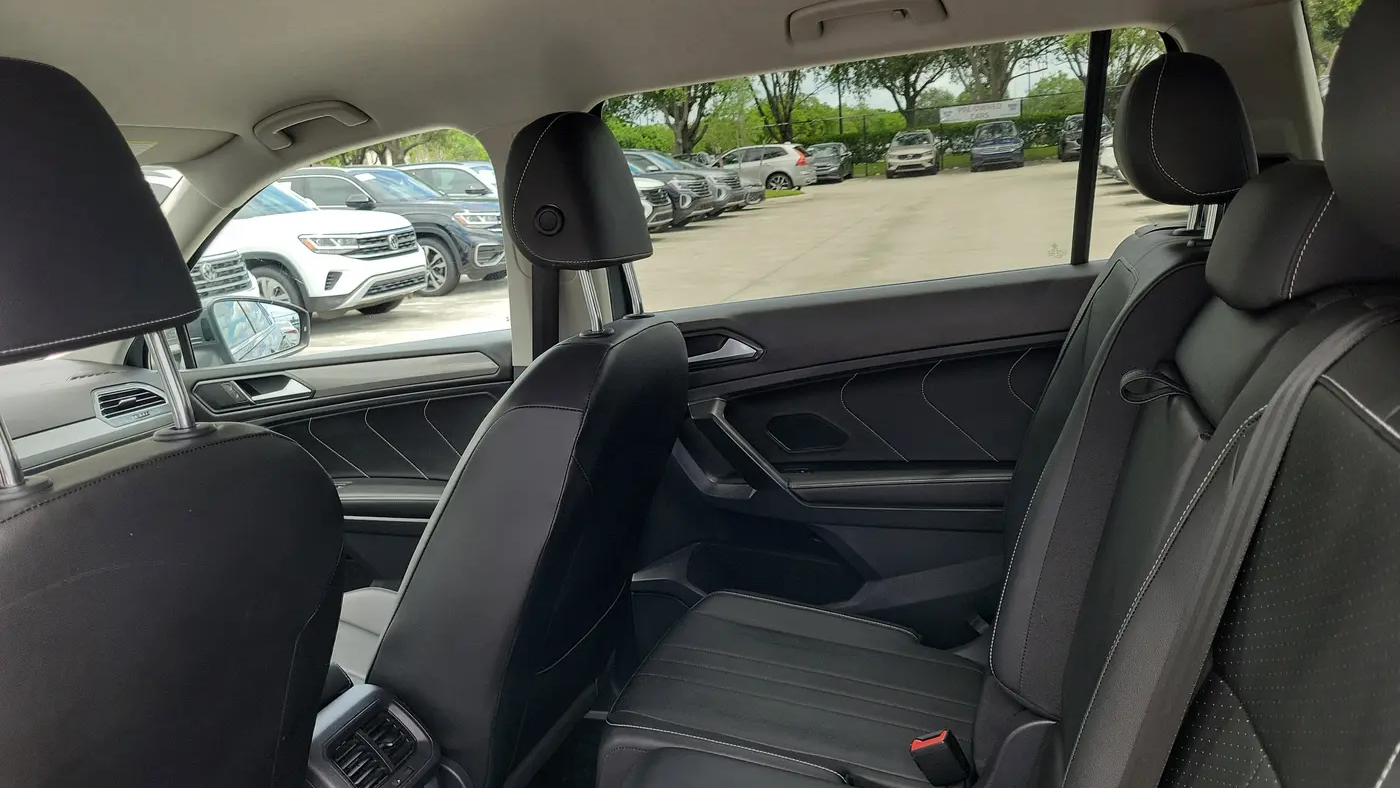 2023 Volkswagen Tiguan SE
