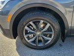 2023 Tiguan Thumbnail 8