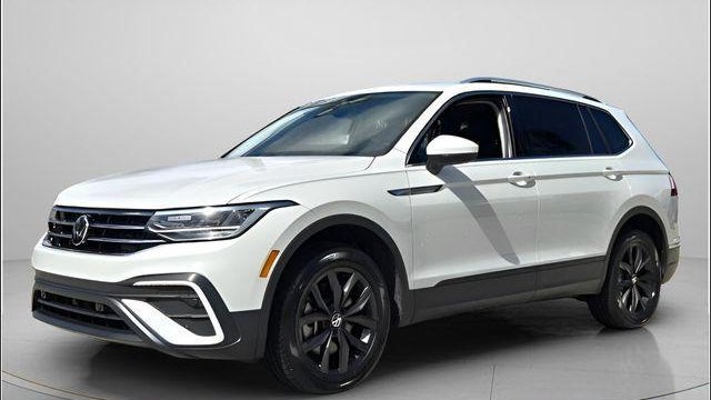Preowned 2024 Volkswagen Tiguan SE for Sale