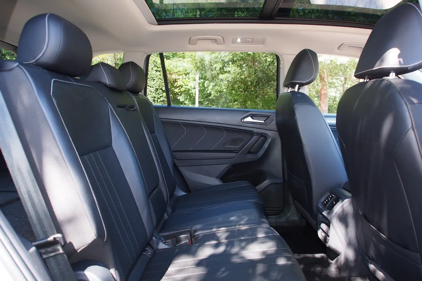 2022 Volkswagen Tiguan - $19,484