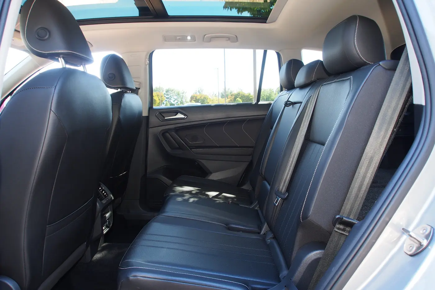 2022 Volkswagen Tiguan - $19,484