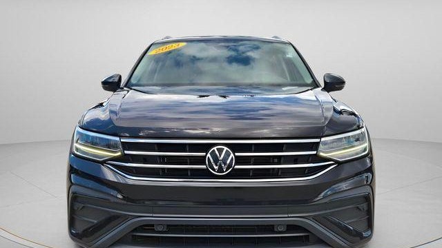 2023 Volkswagen Tiguan SE