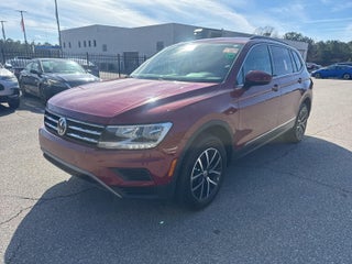 2021 Volkswagen Tiguan with Cardinal Red Metallic Exterior
