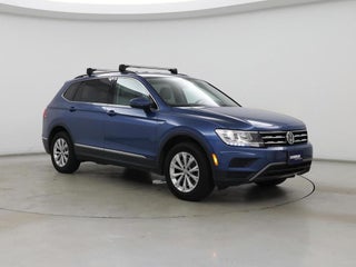 2018 Volkswagen Tiguan with Silk Blue Metallic Exterior