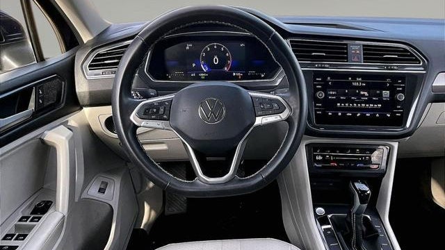 2023 Volkswagen Tiguan SE