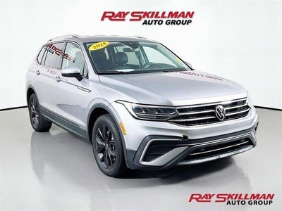 Photo of a 2024 Volkswagen Tiguan SE 4DR SUV for sale