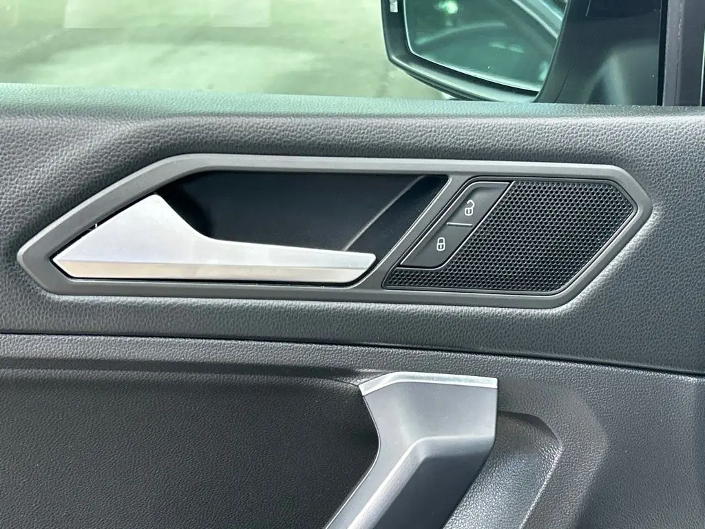 2021 Volkswagen Tiguan - $13,823