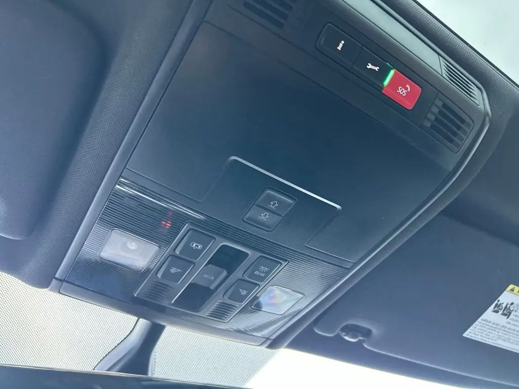 2021 Volkswagen Tiguan - $13,823
