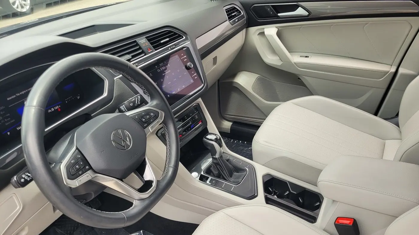 2022 Volkswagen Tiguan SE