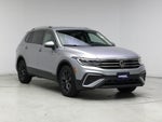 2024 Tiguan Thumbnail 1