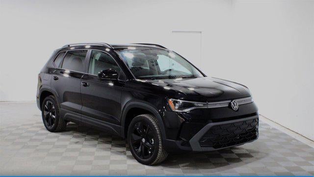 Preowned 2026 Volkswagen Taos SE Black for Sale