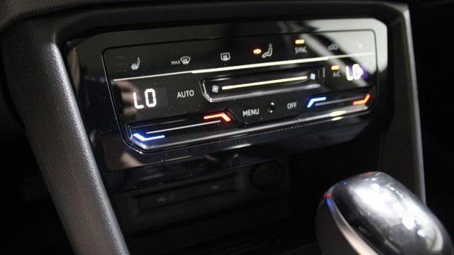 2026 Volkswagen Taos SE Black