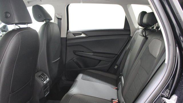 2026 Volkswagen Taos SE Black
