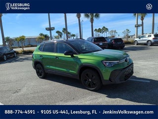 2026 Volkswagen Taos with Bright Moss Green Metallic/Deep Black Roof Exterior