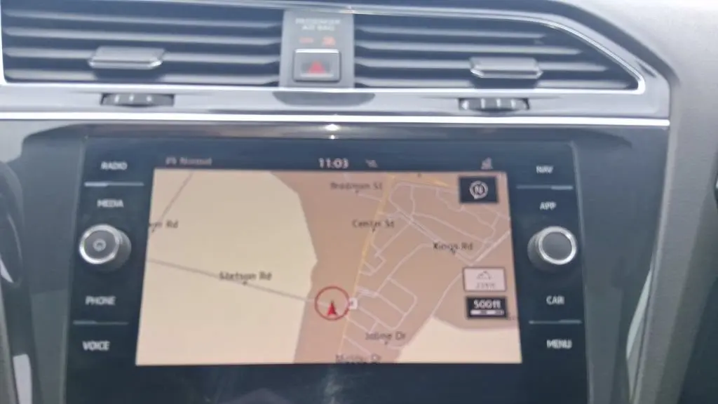 2018 Volkswagen Tiguan 2.0T SEL Premium 4Motion