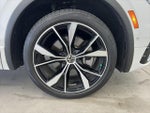 2023 Tiguan Thumbnail 8