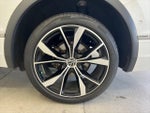 2023 Tiguan Thumbnail 10