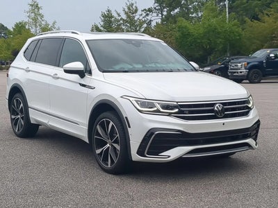 Photo of a 2024 Volkswagen Tiguan AWD SEL R-LINE 4motion 4DR SUV for sale