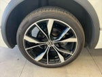 2022 Tiguan Thumbnail 9