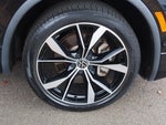2022 Tiguan Thumbnail 10