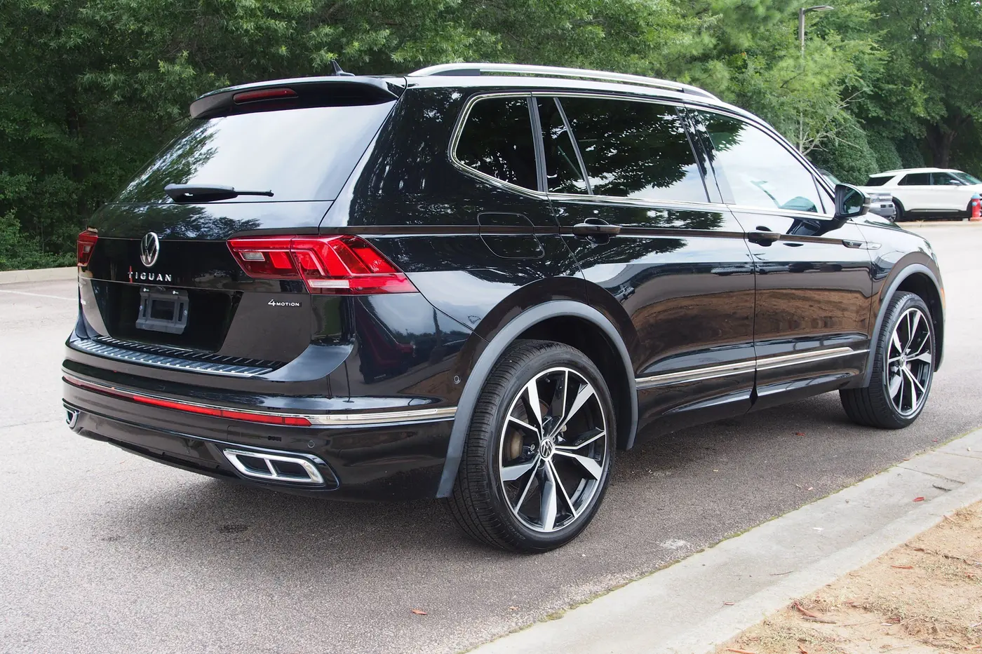 2022 Volkswagen Tiguan - $22,567