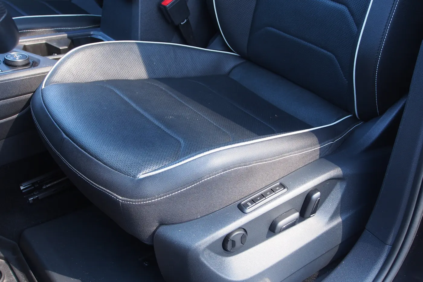2022 Volkswagen Tiguan - $22,567