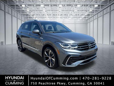 Photo of a 2024 Volkswagen Tiguan AWD SEL R-LINE 4motion 4DR SUV for sale