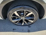 2023 Tiguan Thumbnail 9