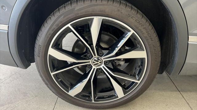 2024 Volkswagen Tiguan SEL R-Line 4Motion