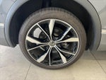2024 Tiguan Thumbnail 9