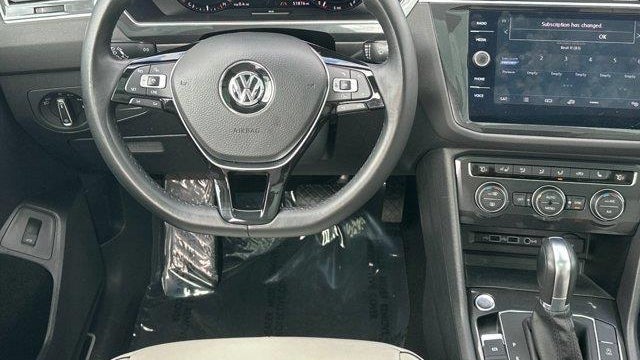 2018 Volkswagen Tiguan 2.0T SEL Premium 4Motion