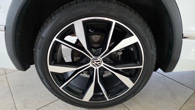 2024 Volkswagen Tiguan SEL R-Line 4Motion