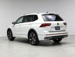 2023 Tiguan Thumbnail 2