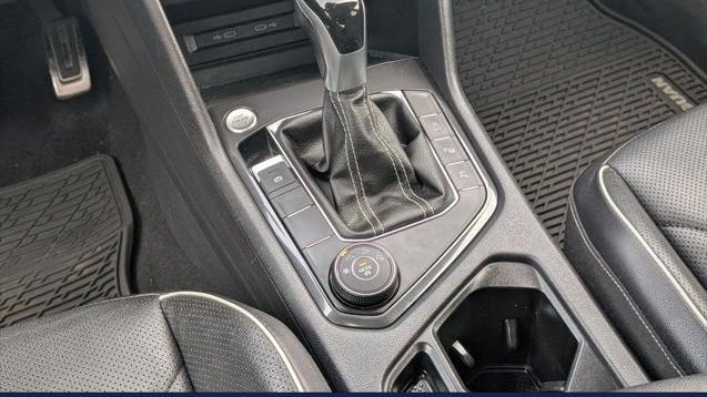 2022 Volkswagen Tiguan SEL R-Line 4Motion