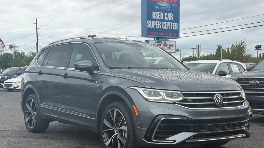 Preowned 2022 Volkswagen Tiguan SEL R-Line 4Motion for Sale